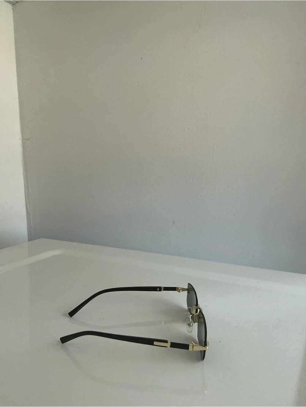 Men's Rimless Rectangle Sunglasses in Dark Green and Gold